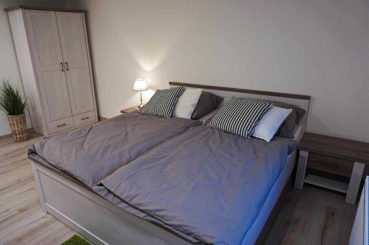 Apartmany U Lipy Tatobity Exteriör bild