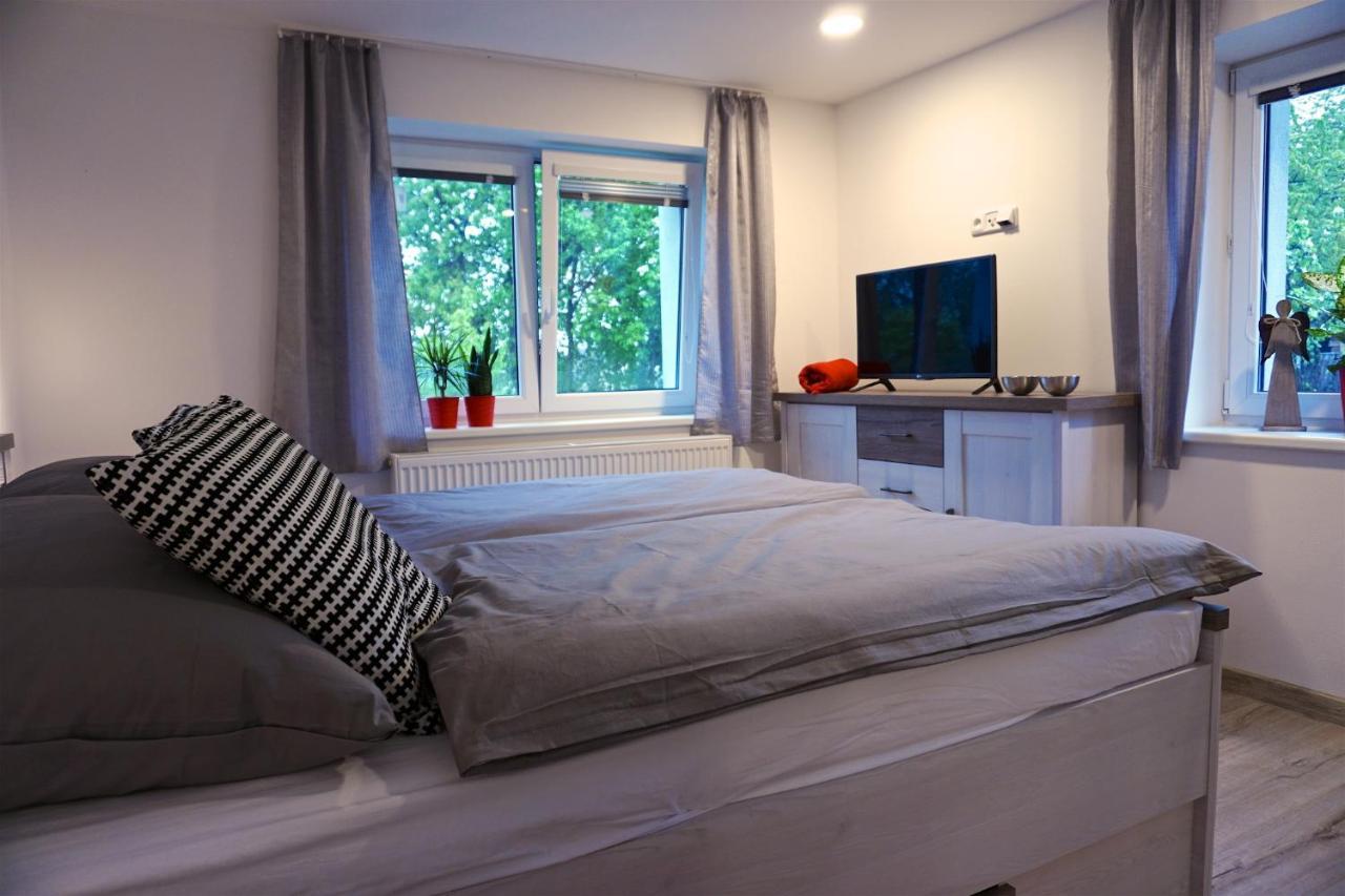 Apartmany U Lipy Tatobity Exteriör bild